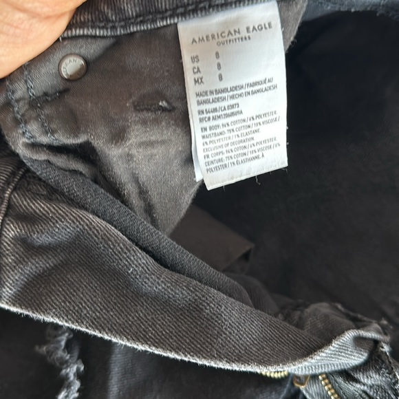 Black shorts - Picture 4 of 5